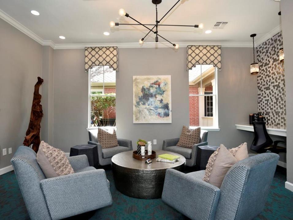Lavish Apartment Near Houston Medical Centre エクステリア 写真